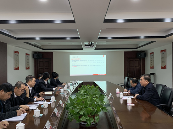 原中國(guó)建材集團(tuán)領(lǐng)導(dǎo)、現(xiàn)浙江大學(xué)教授劉志江一行蒞臨公司調(diào)研