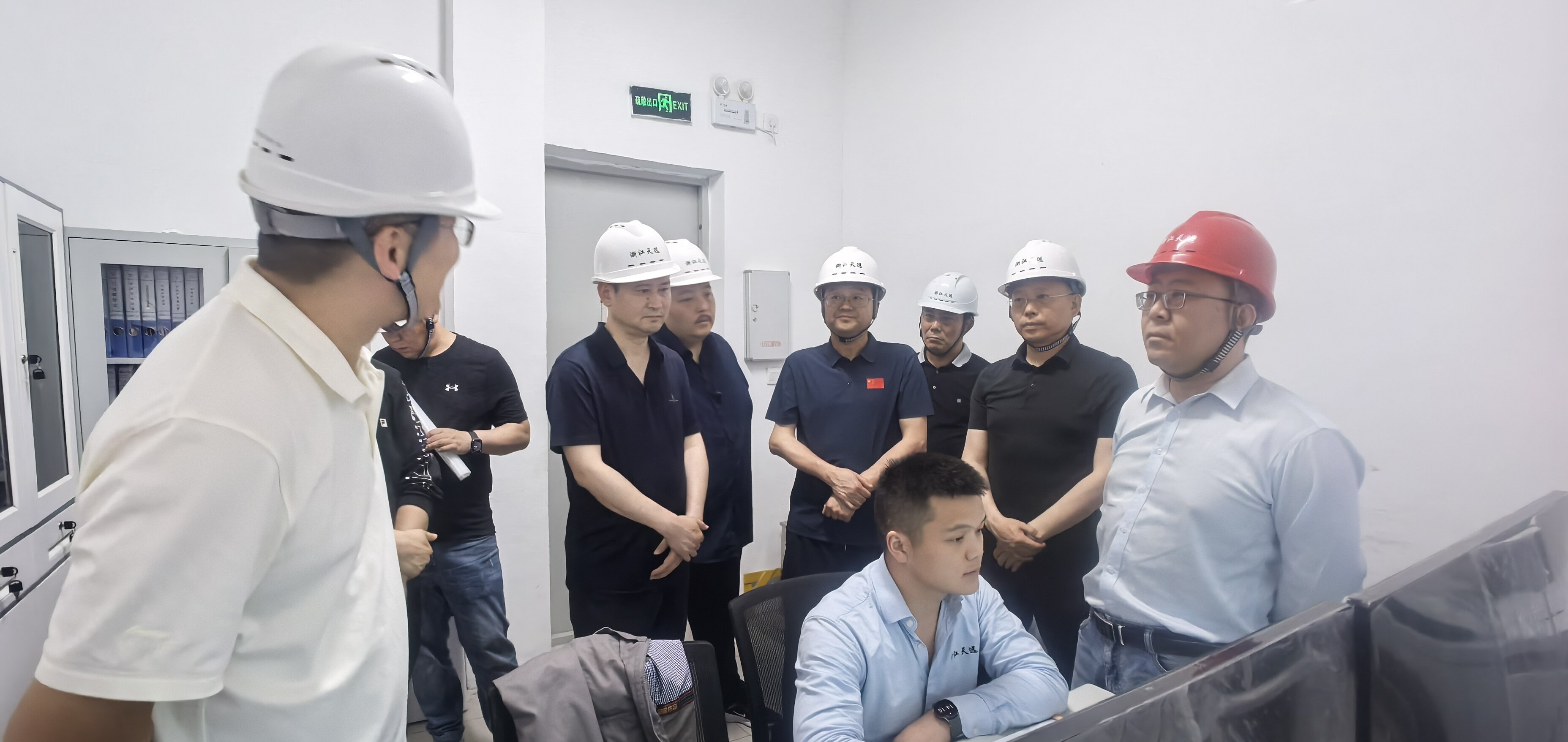 淮南東辰、嵩基新材料領(lǐng)導(dǎo)考察廈門標(biāo)準(zhǔn)砂嘉興項目